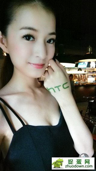 HTC One E9 dual sim yRl fԪ 